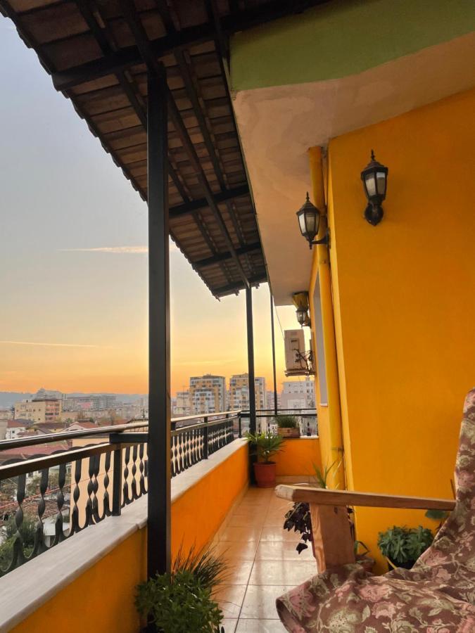 Cozy Big Apartment With Balcony ติรานา ภายนอก รูปภาพ