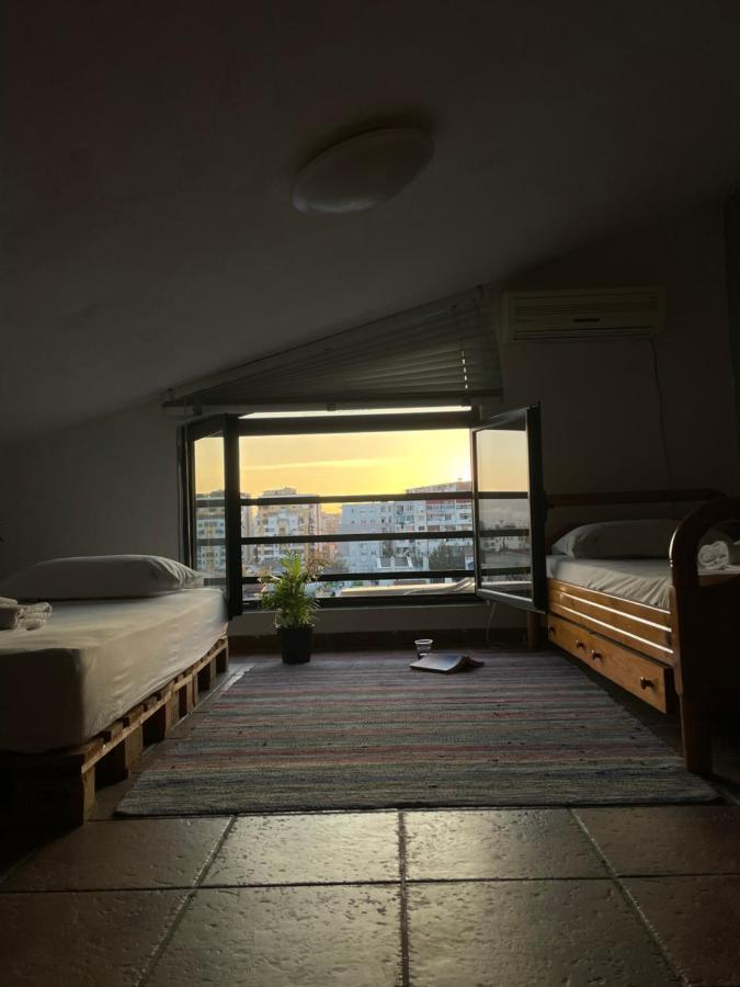 Cozy Big Apartment With Balcony ติรานา ภายนอก รูปภาพ