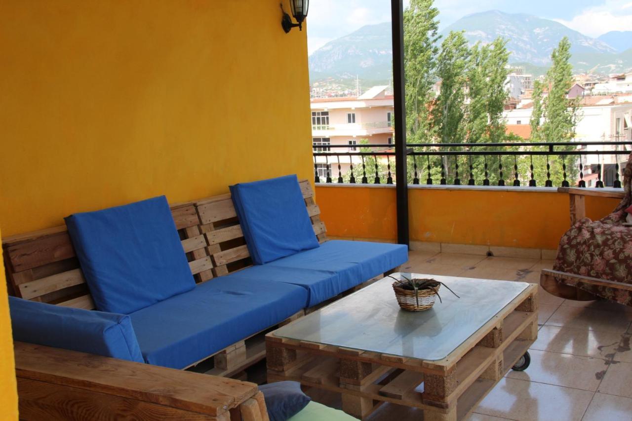 Cozy Big Apartment With Balcony ติรานา ภายนอก รูปภาพ