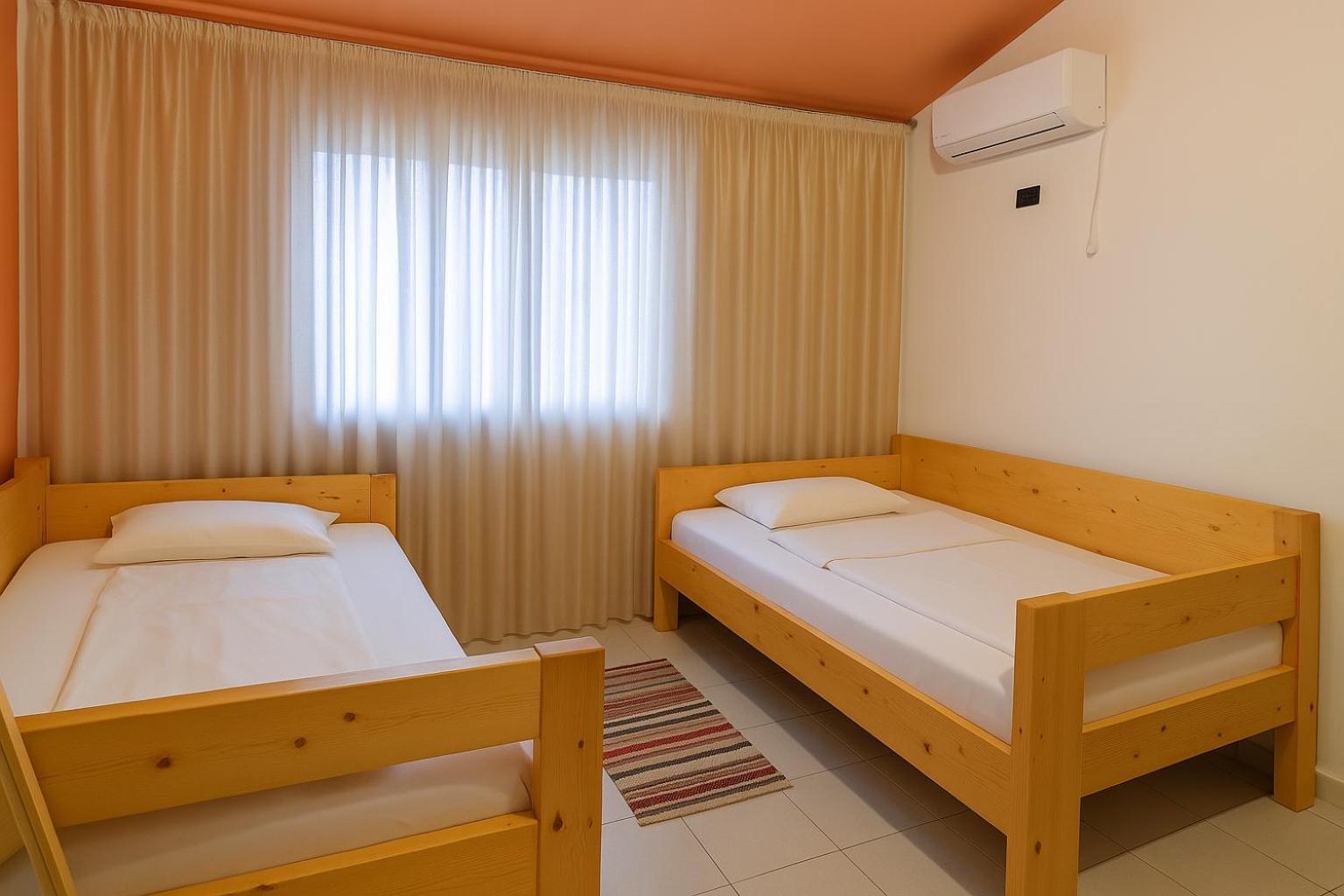 Cozy Big Apartment With Balcony ติรานา ภายนอก รูปภาพ