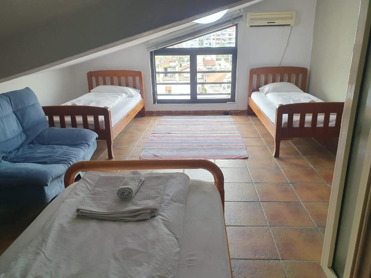 Cozy Big Apartment With Balcony ติรานา ภายนอก รูปภาพ