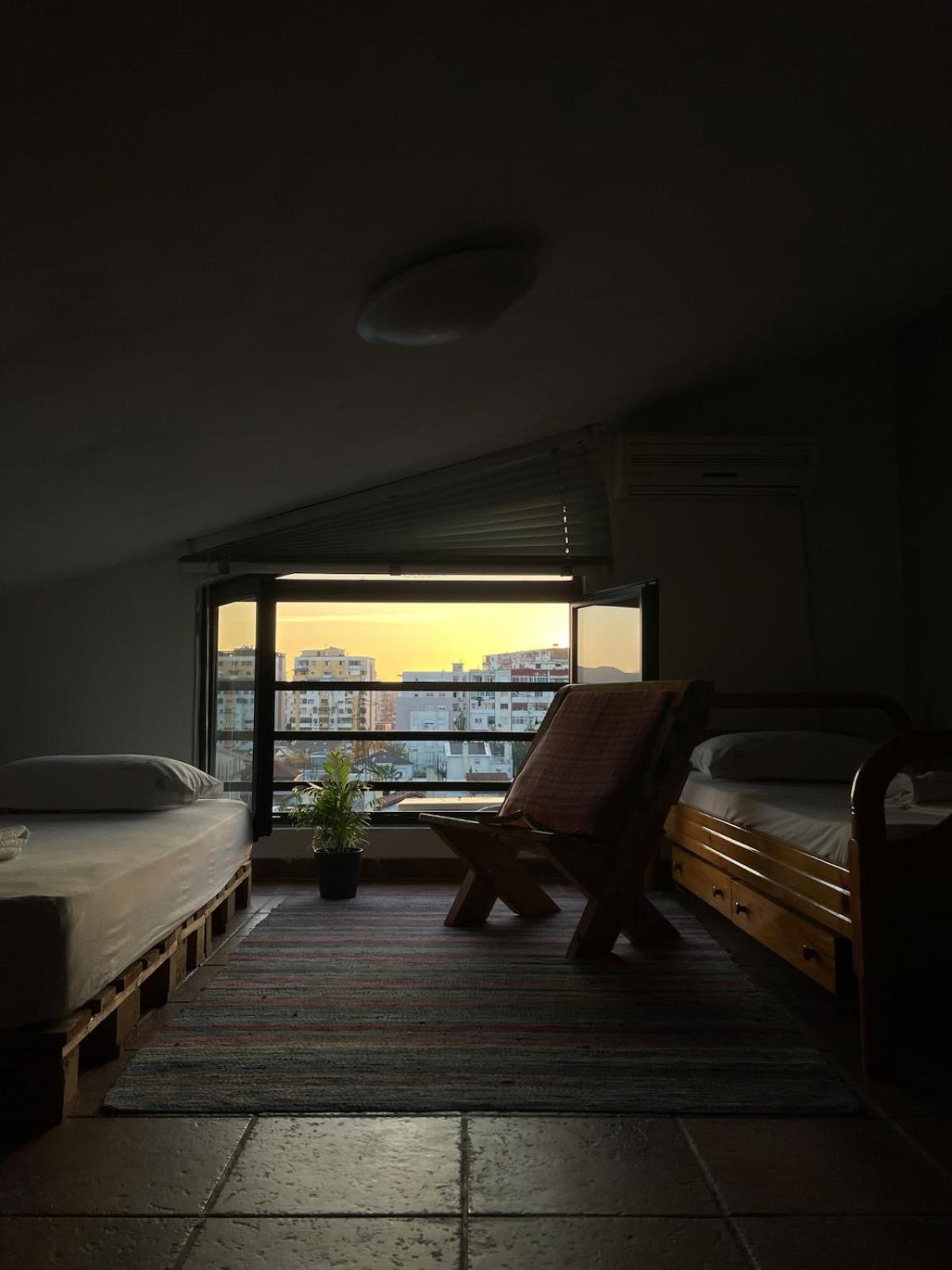 Cozy Big Apartment With Balcony ติรานา ภายนอก รูปภาพ