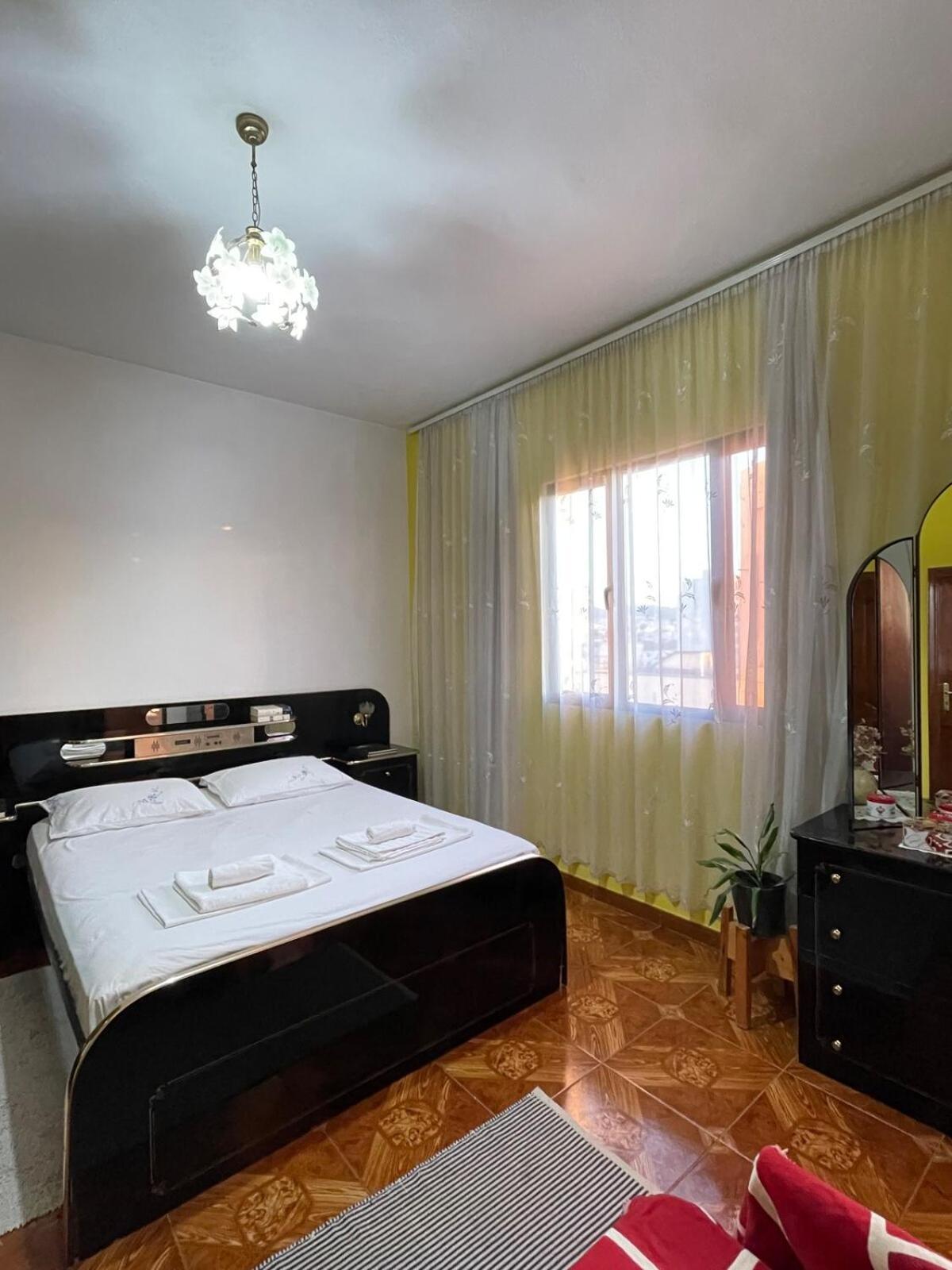 Cozy Big Apartment With Balcony ติรานา ภายนอก รูปภาพ