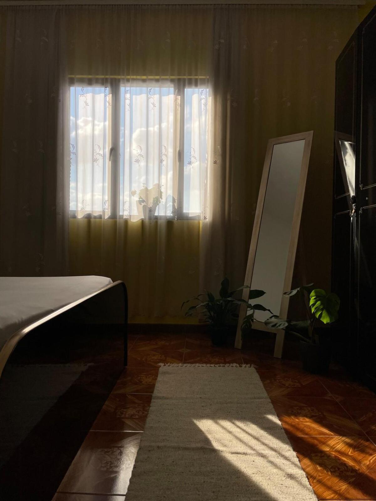 Cozy Big Apartment With Balcony ติรานา ภายนอก รูปภาพ