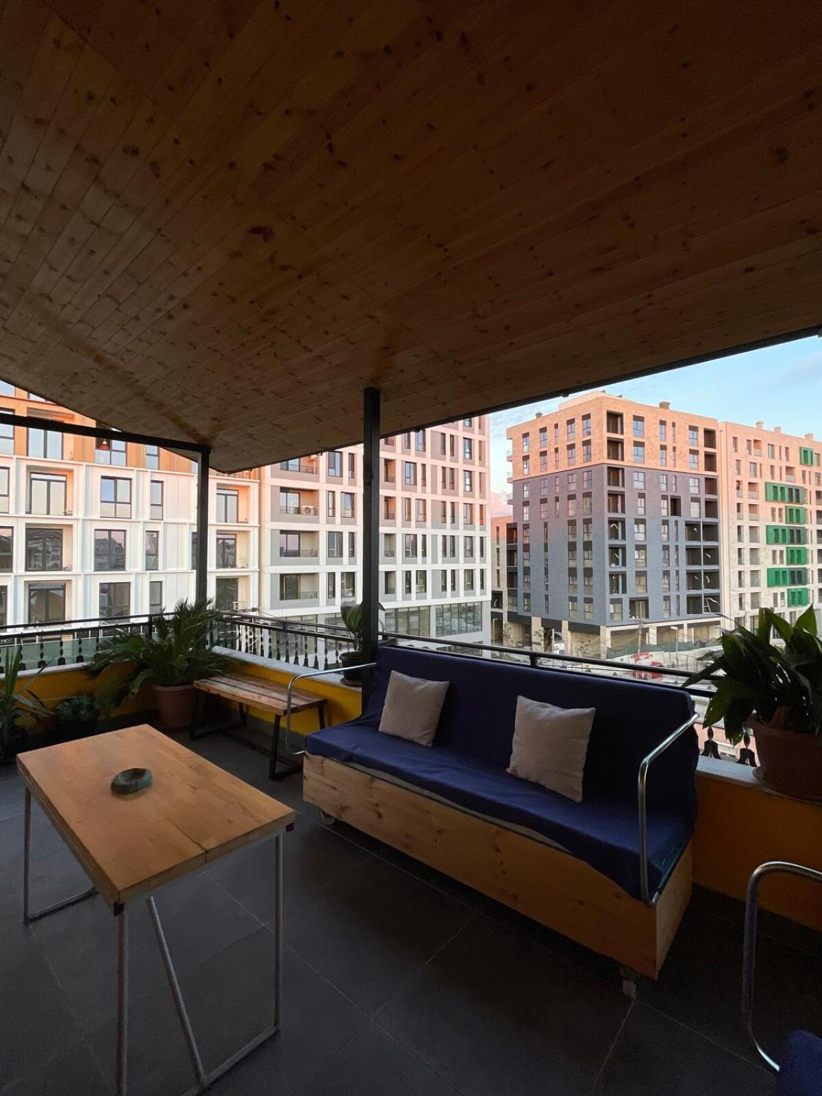 Cozy Big Apartment With Balcony ติรานา ภายนอก รูปภาพ